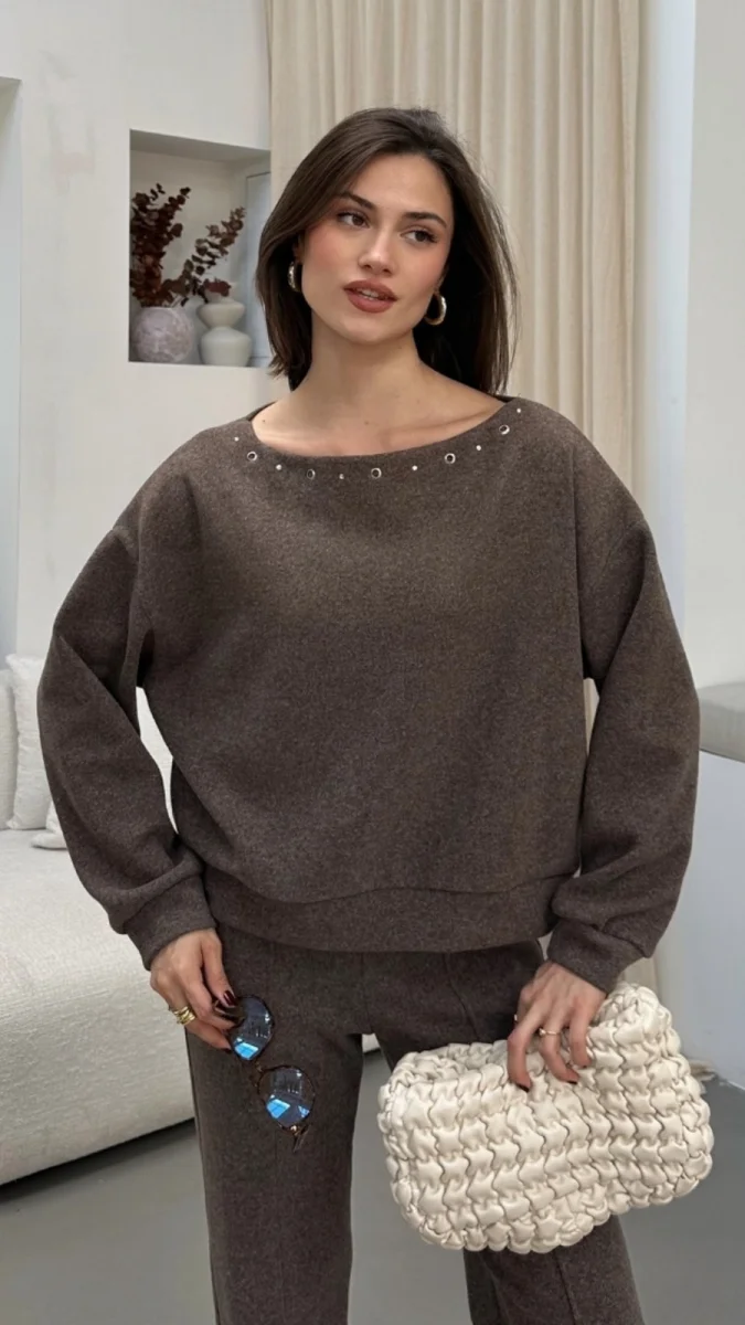 Kuşgözü Detaylı Triko Takım