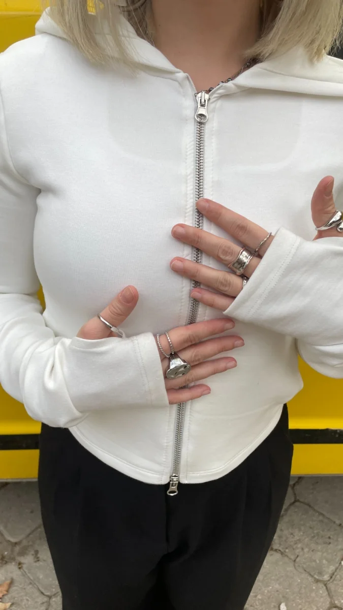 Vücuda Oturan Fermuarlı Bluz