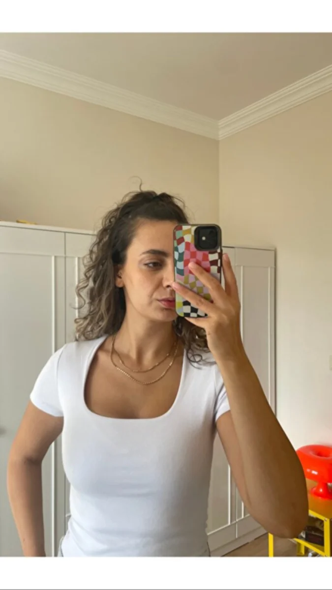 Kadın Kare Yaka Vücuda Oturan İç Göstermeyen Pamuk Bluz